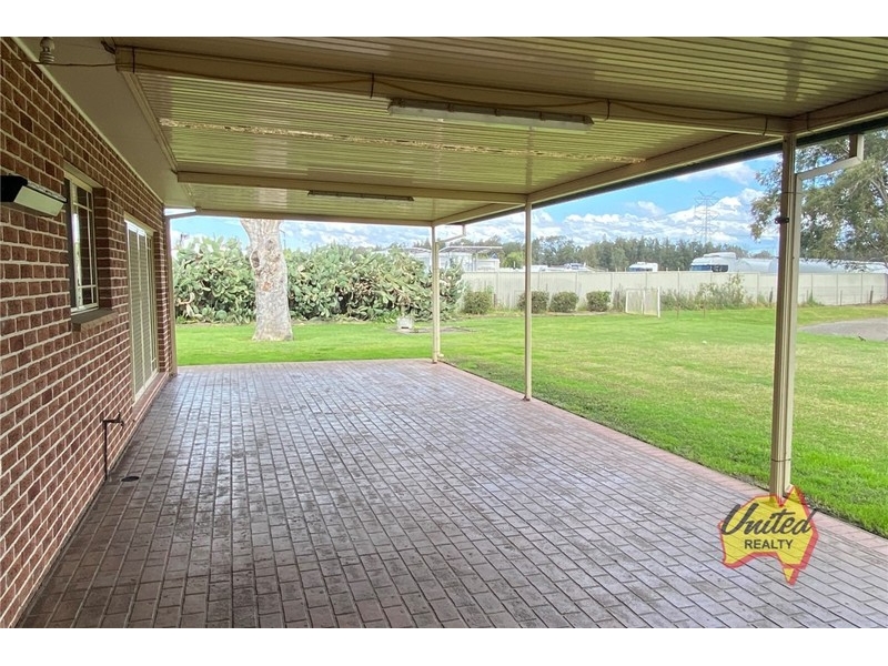 1155 Mamre Road, Kemps Creek House for rent Listed by Tracey Loudoun