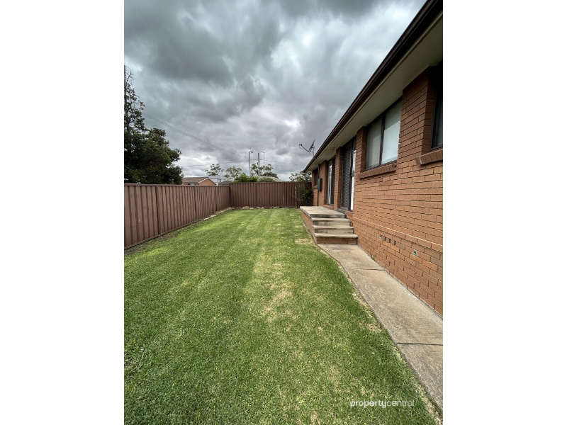 19 Jason Avenue, SOUTH PENRITH House for rent Listed by Jane