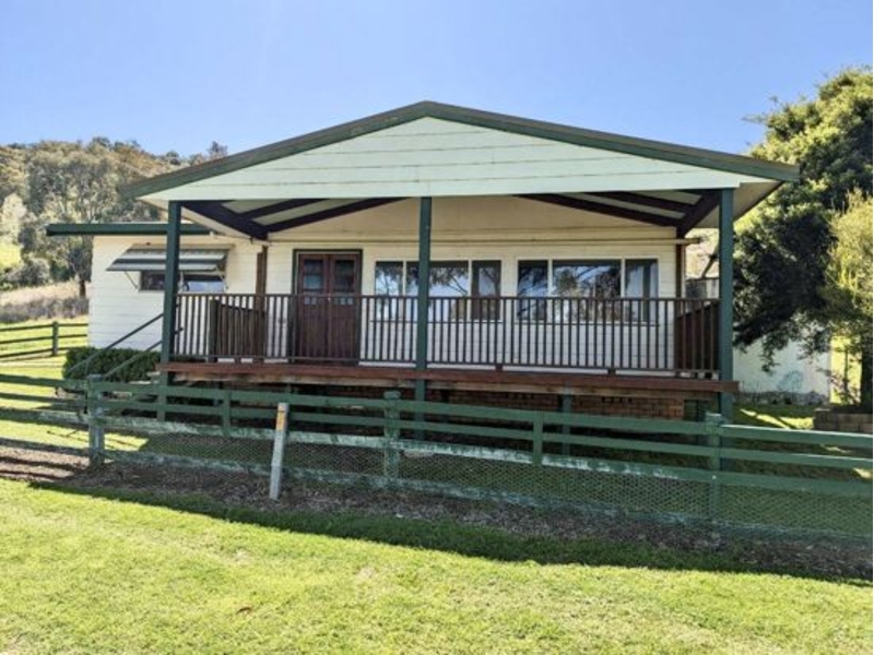 975 Upper Moore Creek Road, TAMWORTH House for rent Listed by