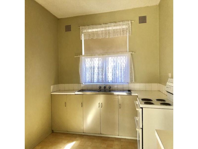 4/110 North Street, TAMWORTH Apartment for rent Listed by Tamworth