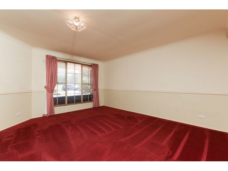 2 Corunna Avenue, LEUMEAH House for rent Listed by Susan Bramwell of Starr Partners