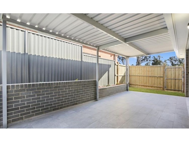 51 Lillywhite Circuit, ORAN PARK House for rent Listed by Susan Bramwell of Starr Partners