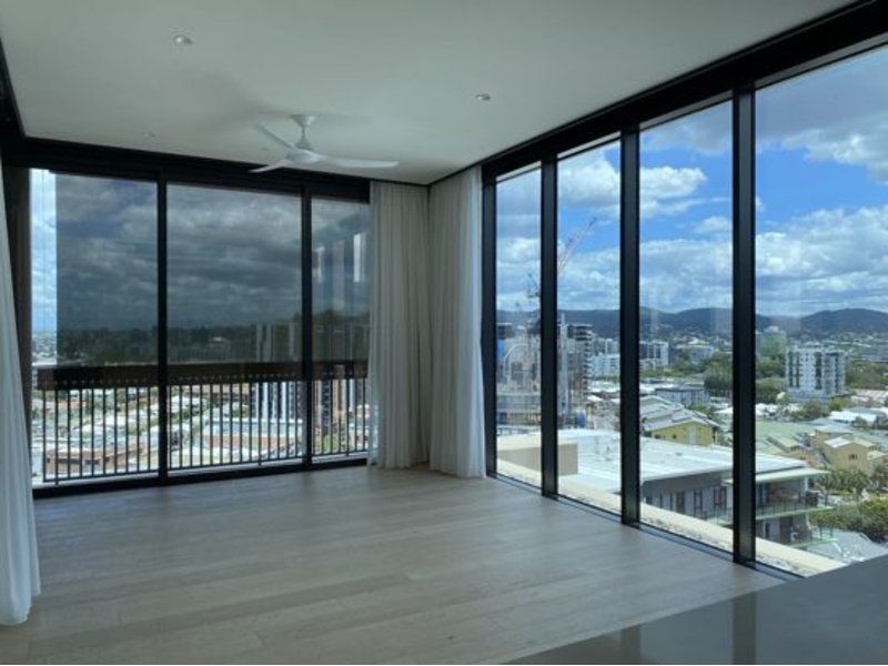 1208/20 Edmondstone Street, SOUTH BRISBANE Apartment for rent Listed by Summer Dong of