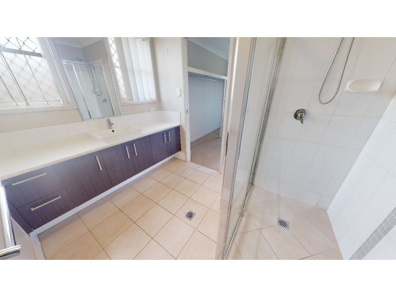 8 Cowen Terrace, NORTH LAKES House for rent Listed by Melinda Mica of