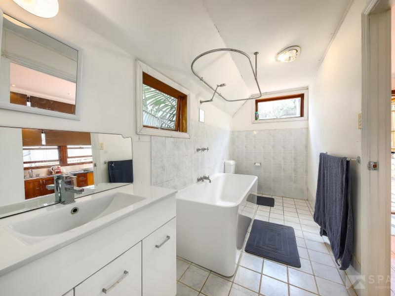 53 Mountjoy Street, Petrie Terrace House for rent Listed by Jessica