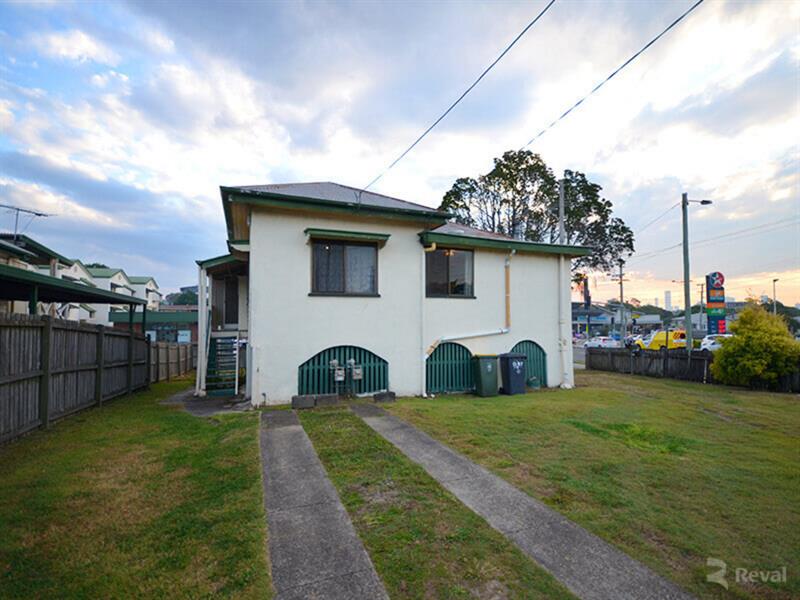 1/441 Old Cleveland Road Coorparoo QLD 4151