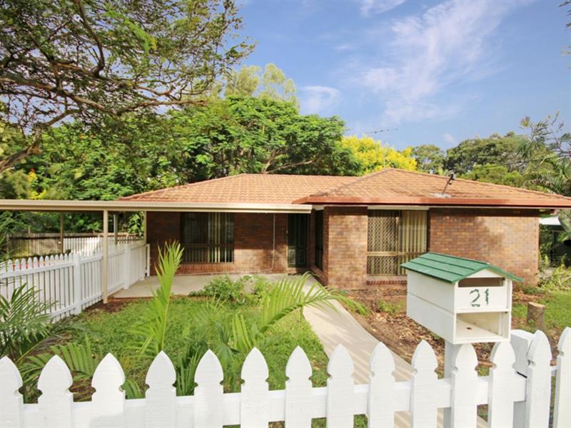 21 Connors Street North Ipswich QLD 4305