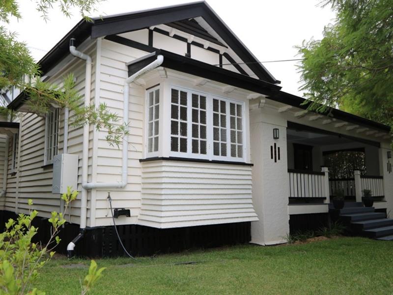 13 Wilson Street Newtown QLD 4305