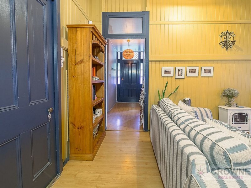 44 Warwick Road, IPSWICH House for rent Listed by Kaitlyn Fenech of