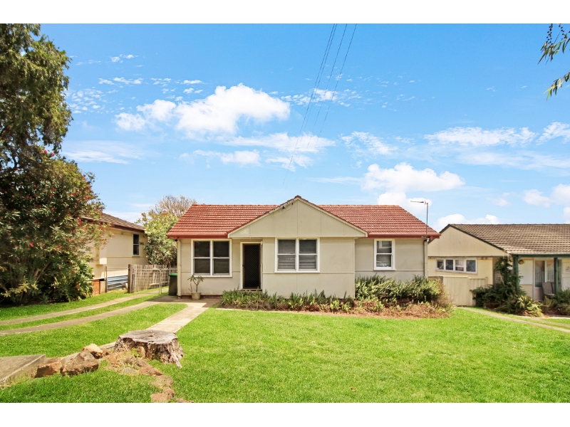17 Beaton Street, Lake Illawarra House for rent Listed by Property