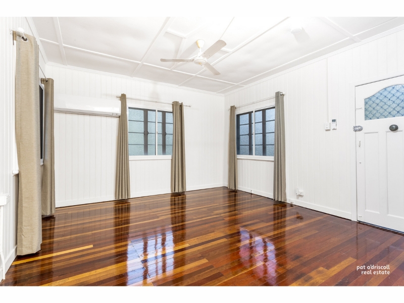 18 Bank Street, Park Avenue House for rent Listed by Leasing Team of
