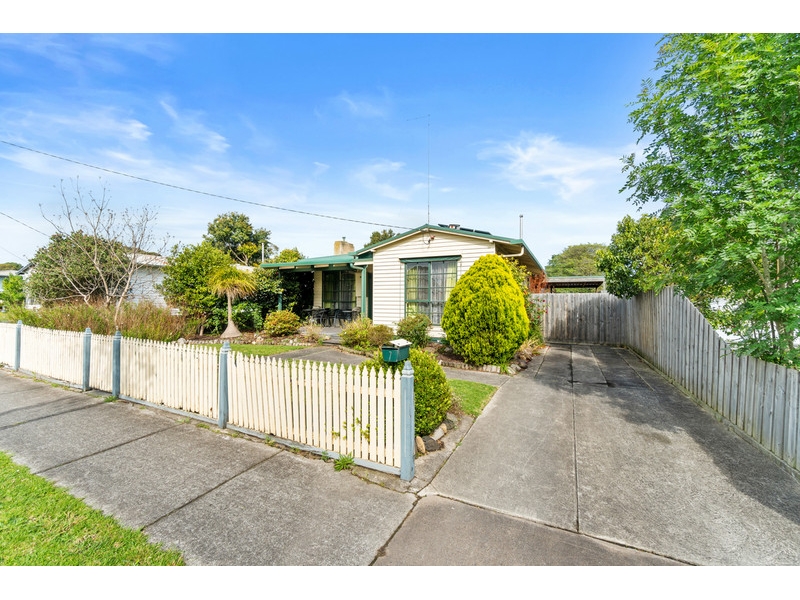 7 Roberts Street, Traralgon House for rent Listed by Wp Property