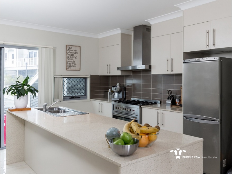 158 Grande Avenue, Springfield Lakes House for rent Listed by Leasing