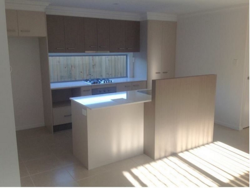 20 Honeypot Avenue, Springfield Lakes House for rent Listed by