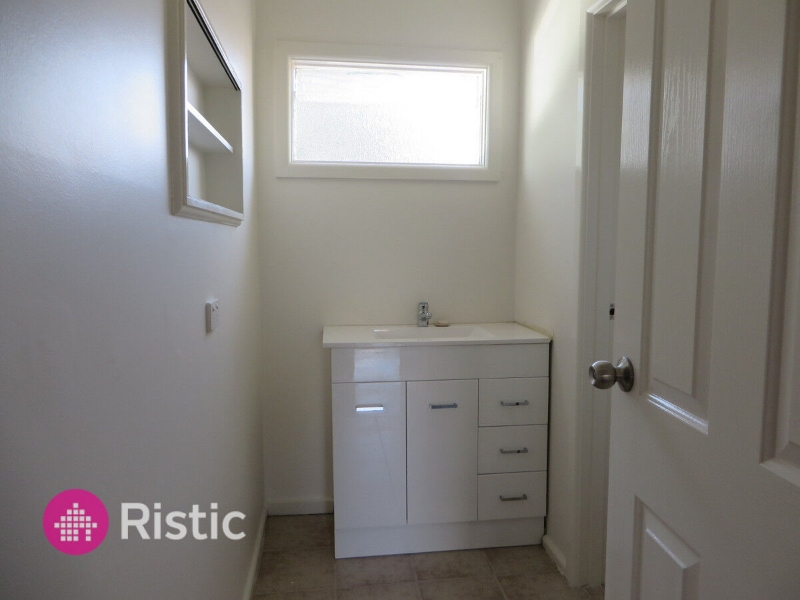 1/26 Cheddar Road, RESERVOIR House for rent Listed by Robert Tey of