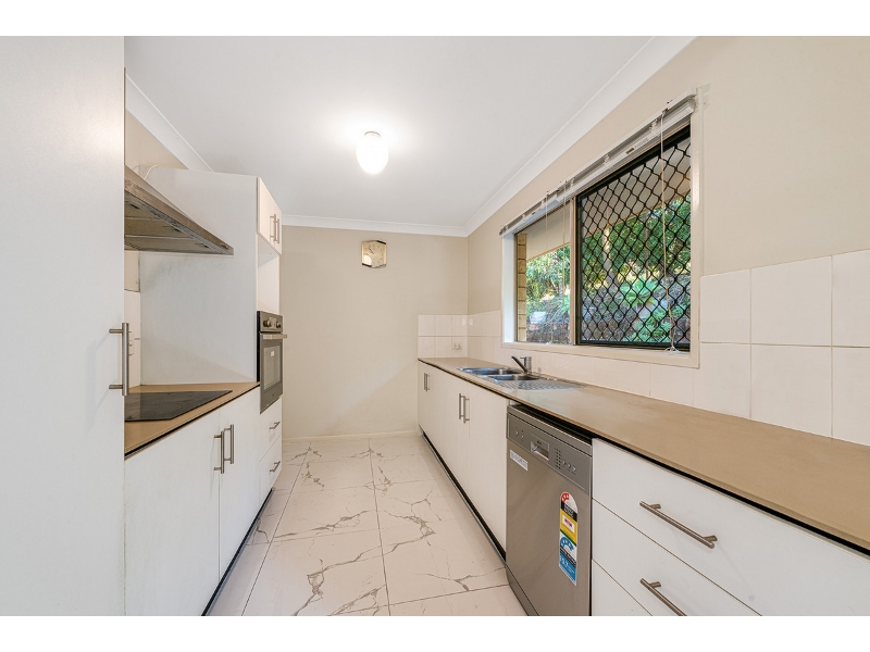 220 Holt Drive Mount Crosby QLD 4306 House for rent Listed by