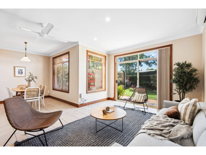 15 California Street, Nailsworth House for rent Listed by Louise