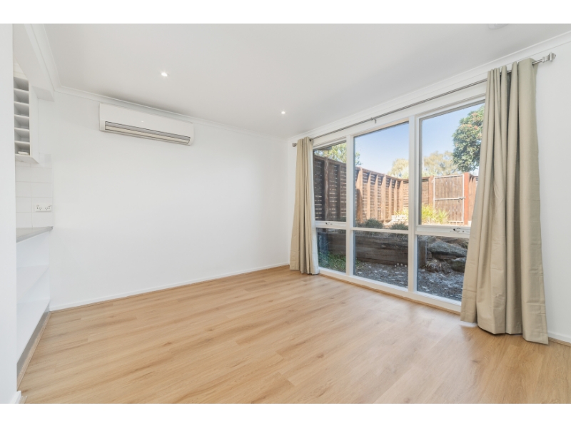 1/4445 Nepean Highway, Seaford Townhouse for rent Listed by Emily