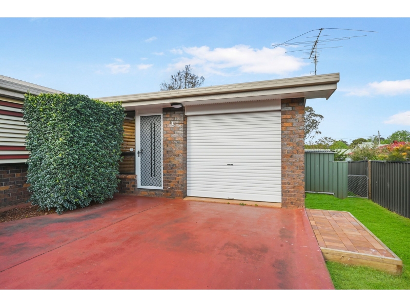 1/8 Hock Court, Wilsonton Heights Apartment for rent Listed by