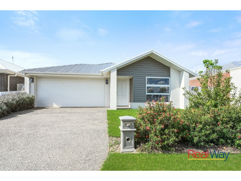 38 Fairweather Bvd, Highfields House for rent Listed by Property