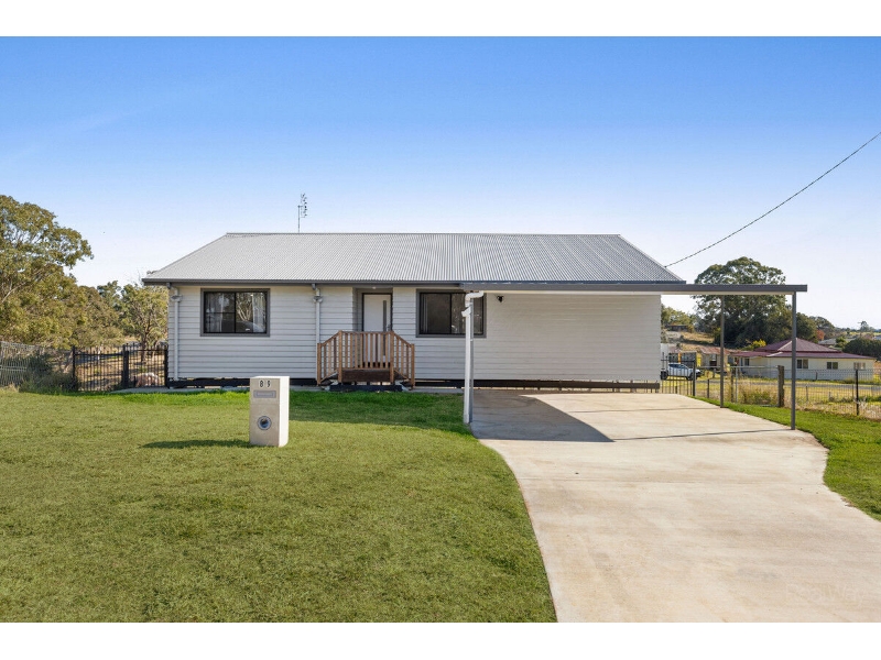 89 Cambooya Street, Drayton House for rent Listed by Property