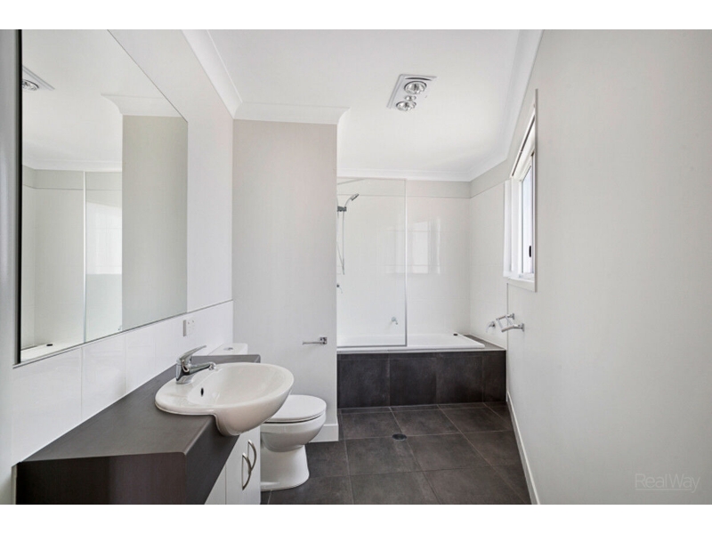 2/17 Lexi Street, GLENVALE Apartment for rent Listed by Property