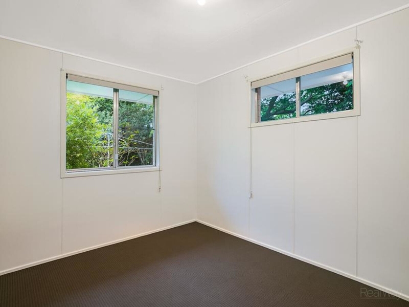 5 Veronica Court, Centenary Heights House for rent Listed by Property