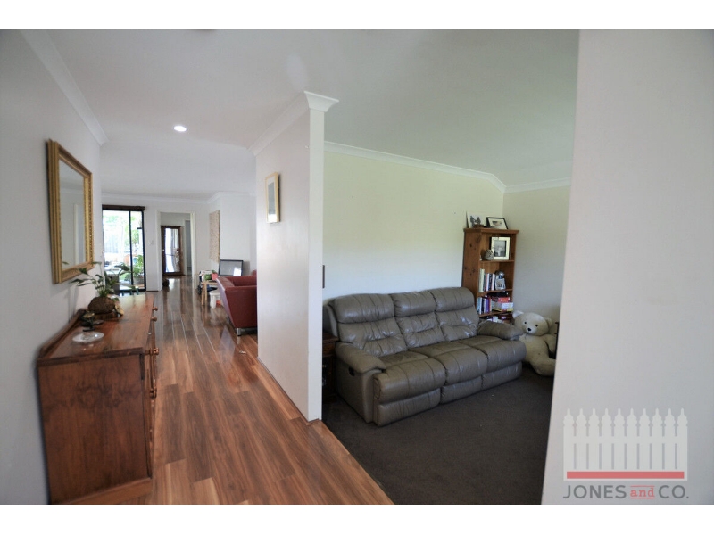 36 Torres Parade, Aveley House for rent Listed by Natalie Butler of