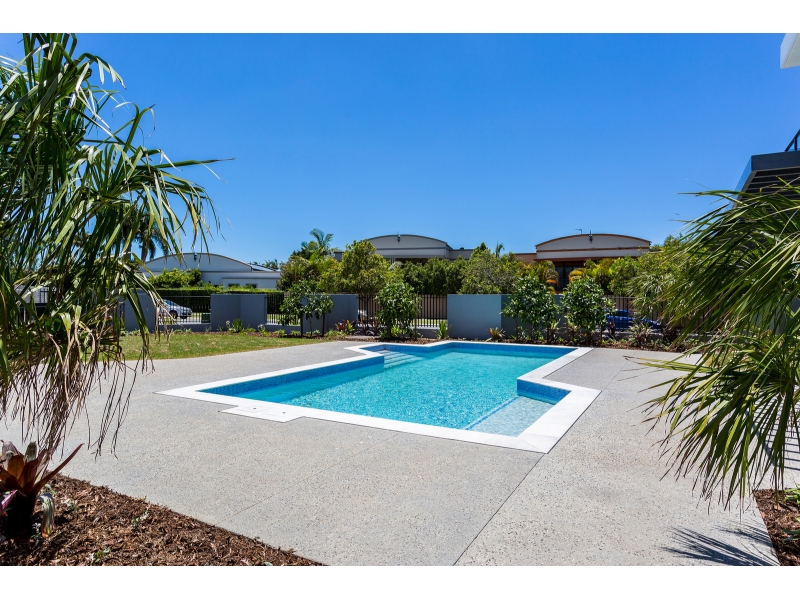 202/112 Palm Meadows Drive, Carrara Apartment for rent Listed by