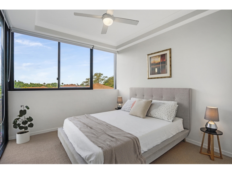 202/112 Palm Meadows Drive, Carrara Apartment for rent Listed by