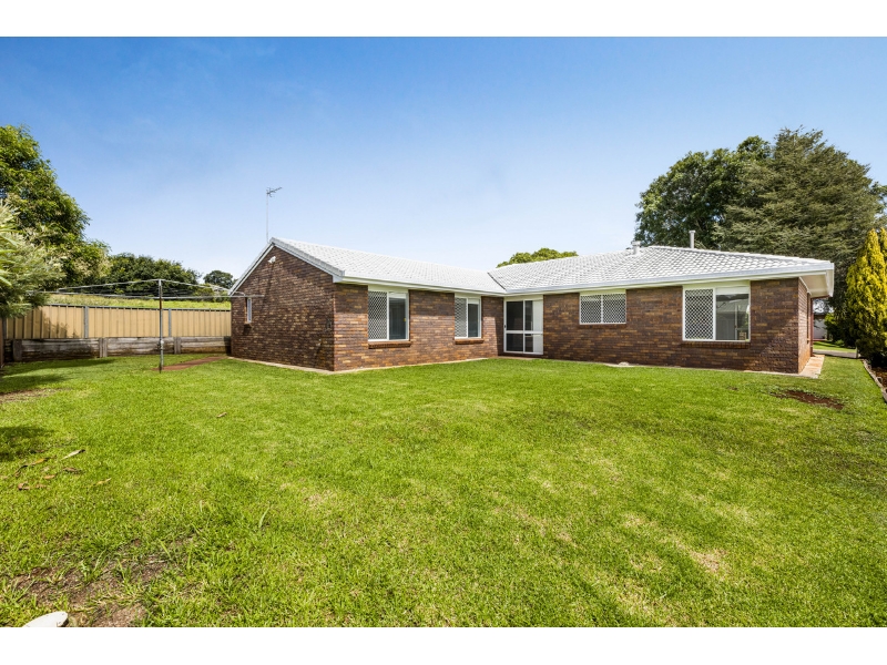 14 Roslyn Street, Centenary Heights House for rent Listed by Property