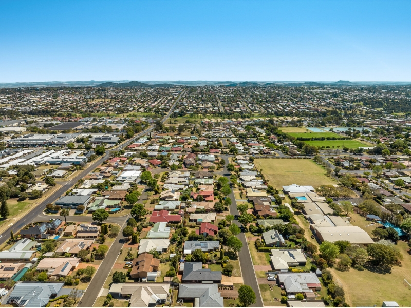 12 Jull Drive, Centenary Heights House for rent Listed by Property