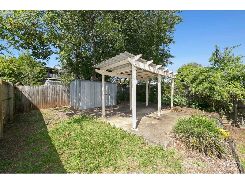 58 Donald Street, Woody Point House for rent Listed by Kindred