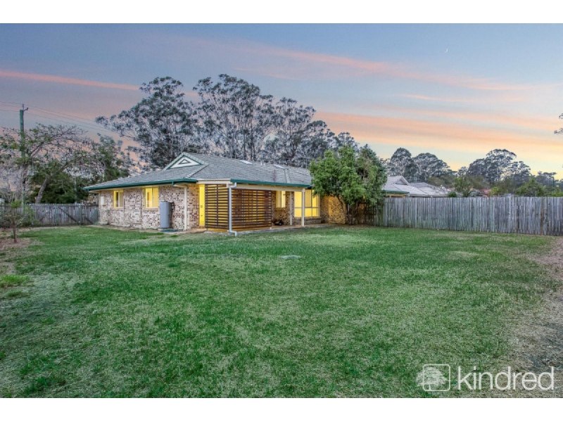 2/127 Todds Road, Lawnton Townhouse for rent Listed by Kindred