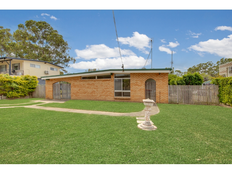 9 Mars Crescent, Telina House for rent Listed by Locations Property