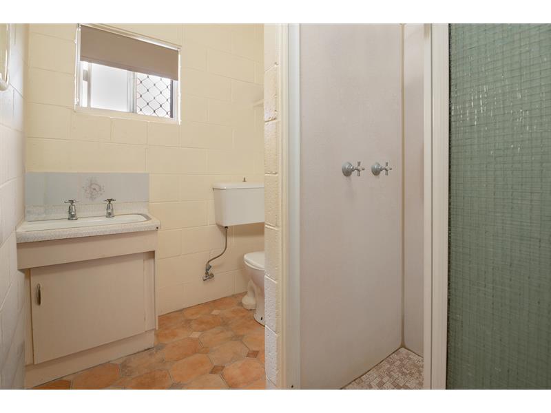 2/41 O'Connell Street, Barney Point Apartment for rent Listed by