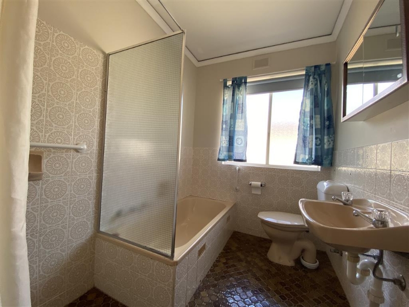 2/2 Perry Street, Christies Beach House for rent Listed by Property