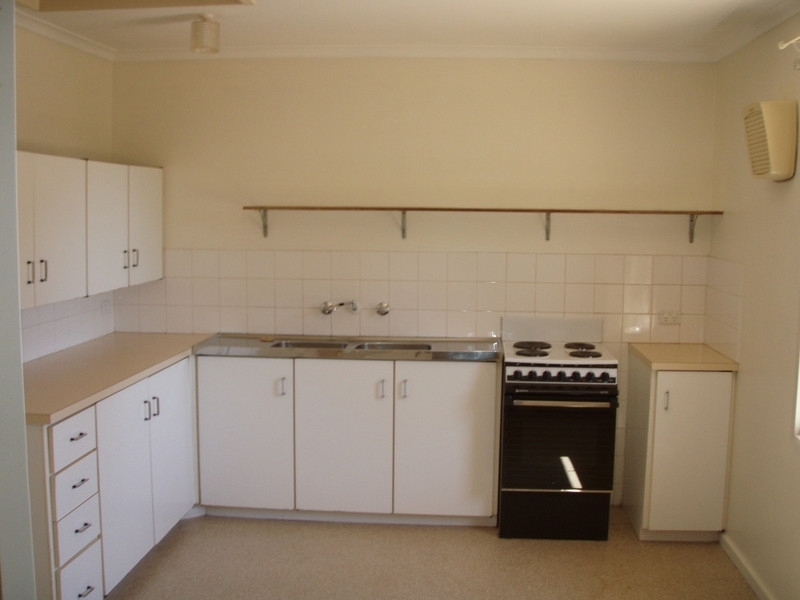2/14 First Street, Snowtown House for rent Listed by Property