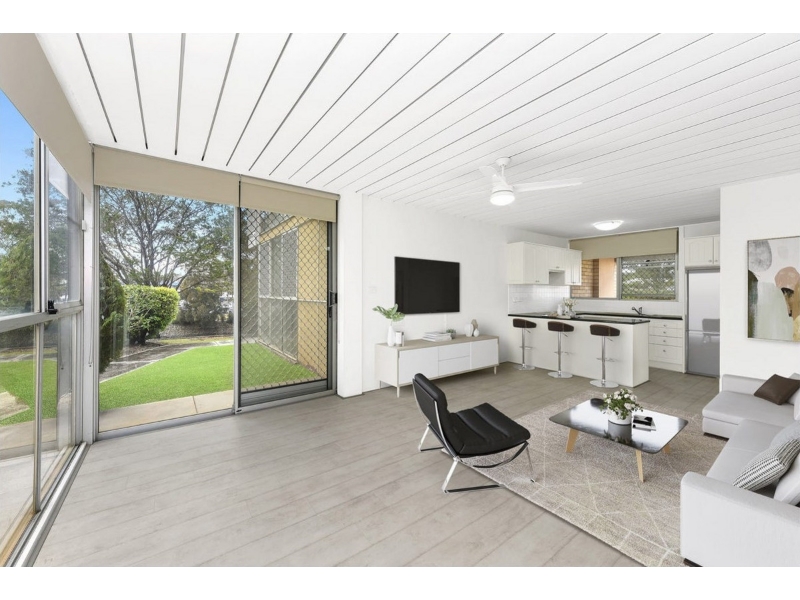 7/14 Hollingworth Street, Port Macquarie Townhouse for rent Listed by Rebecca Lewis of