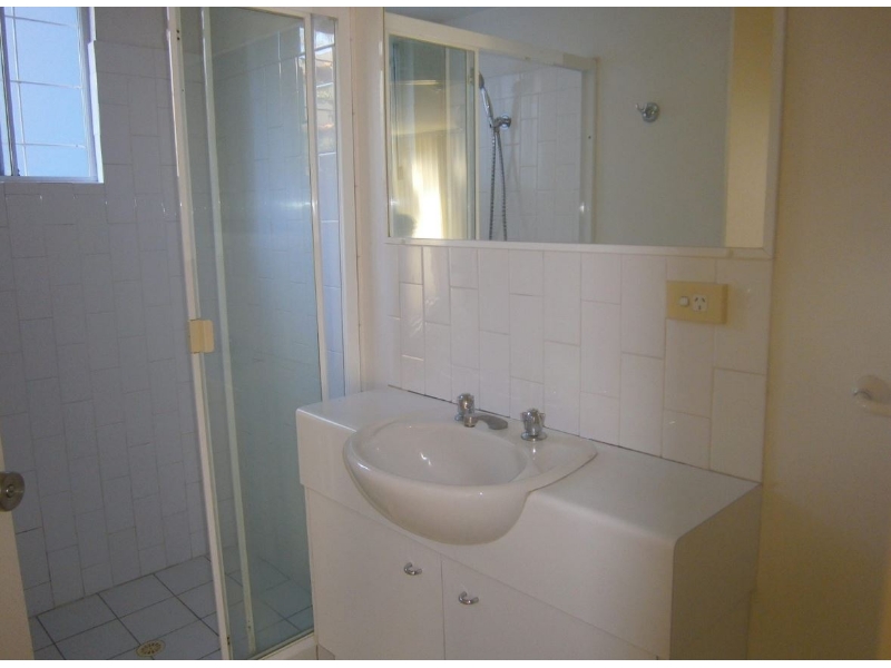 2/77 Sherwood Road, Toowong Apartment for rent Listed by of Place Graceville &