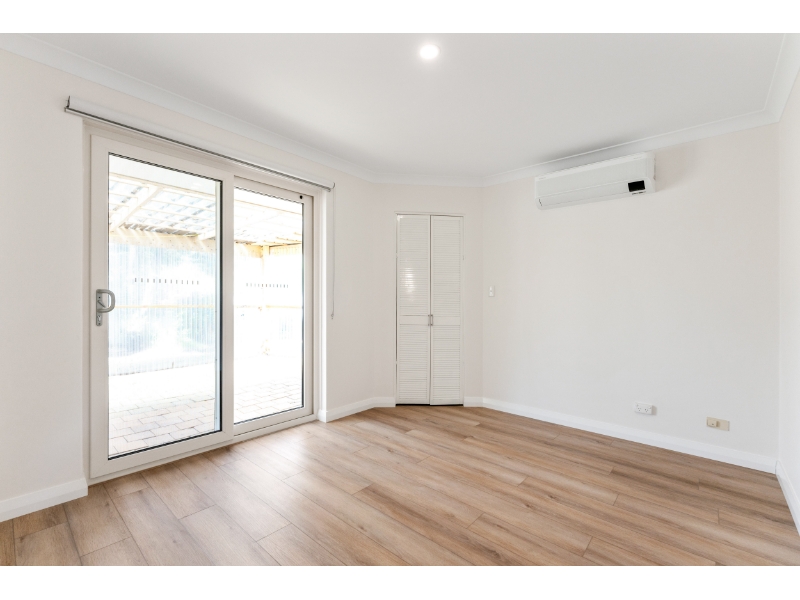 2/14 Crossland Way, KARDINYA House for rent Listed by Tom Carlin