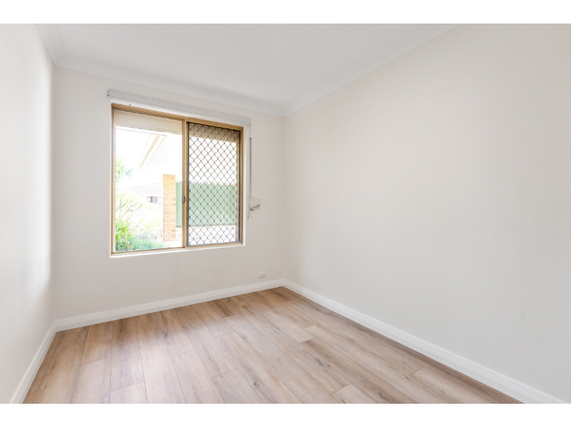 2/14 Crossland Way, KARDINYA House for rent Listed by Tom Carlin