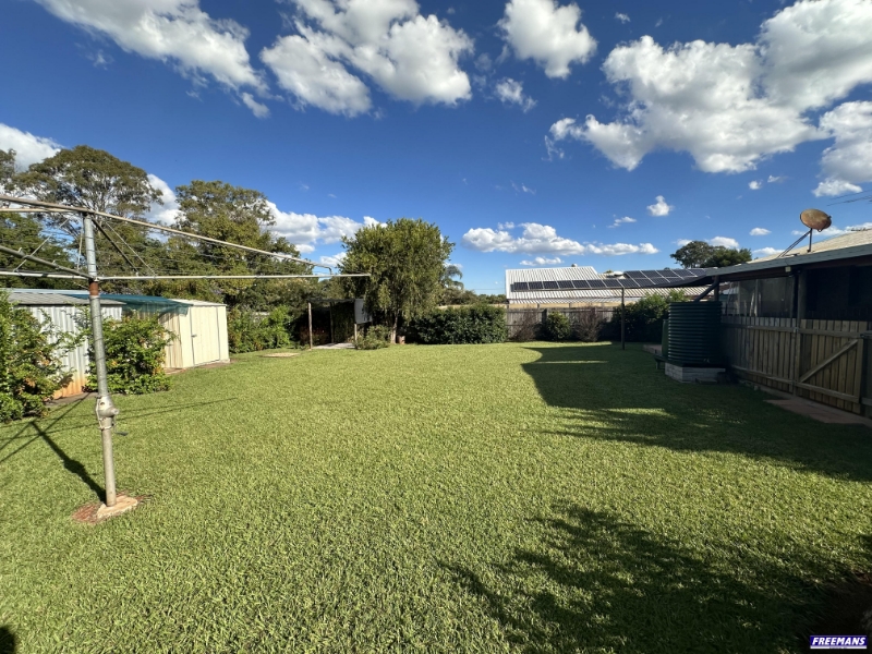 8 Willowglen Street, KINGAROY House for rent | Listed by Freemans ...