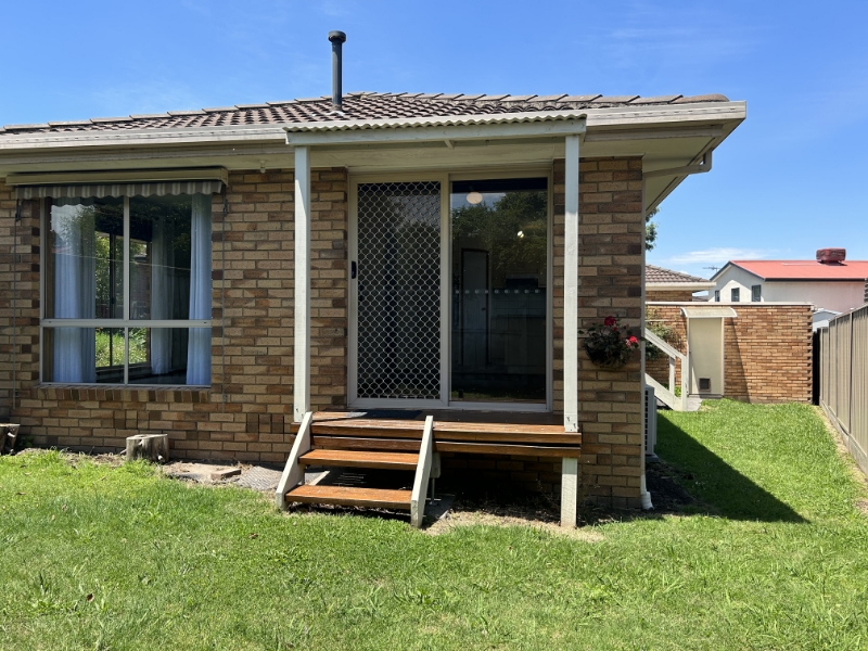 1/57 Ravensthorpe Crescent, NARRE WARREN Apartment for rent Listed by