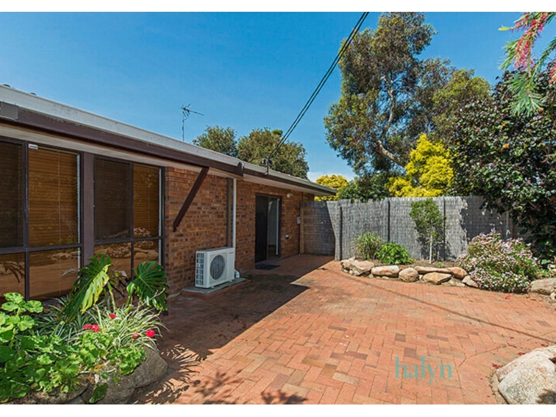 19A Ellerby Street, GLENDALOUGH Townhouse for rent Listed by Tyla