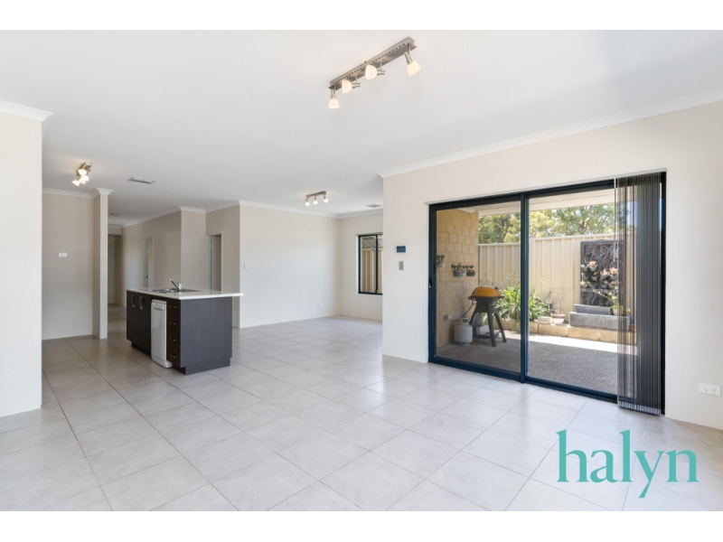 292B Adelaide Street, HIGH House for rent Listed by Courtenay