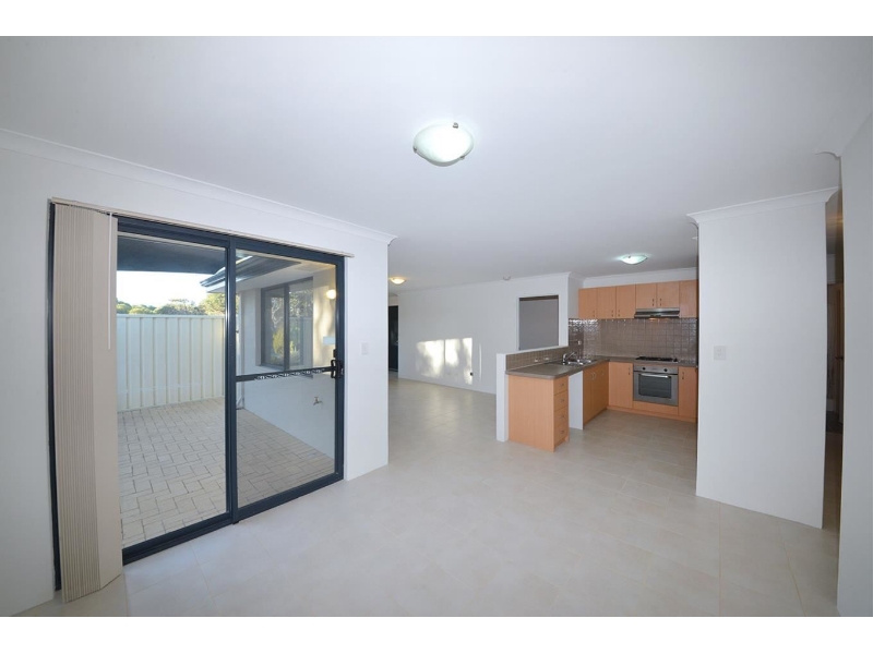 4/2 Lochy Close, KINROSS Apartment for rent Listed by Janine