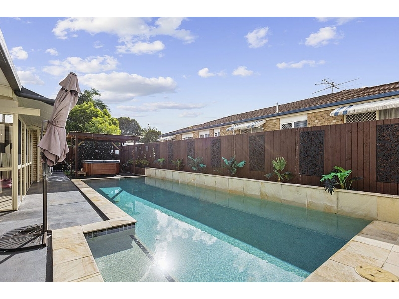 43 Phoenix Circuit, SIPPY DOWNS House for rent Listed by Tiernan