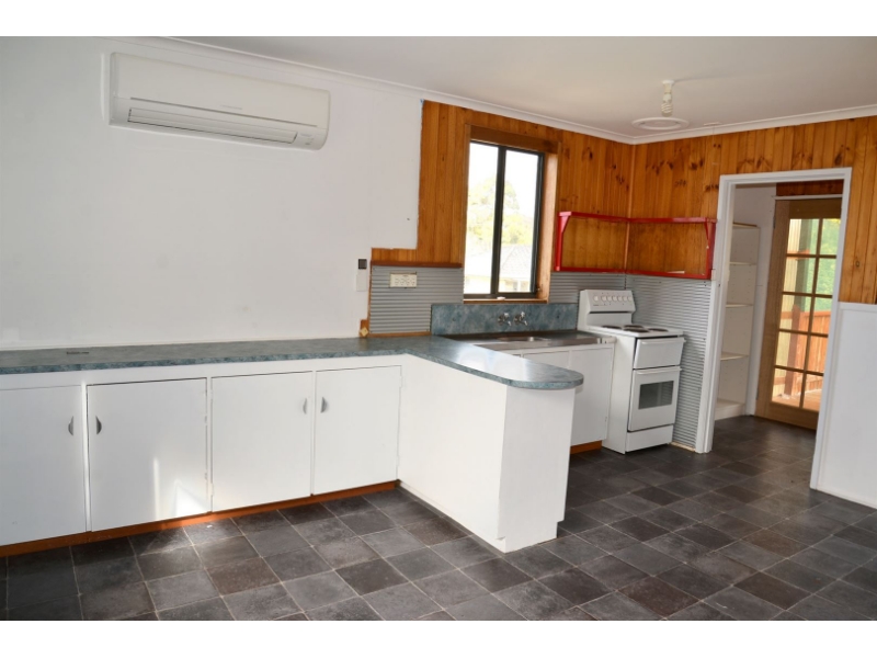 3 Jacobs Crescent, UPPER BURNIE House for rent Listed by Bek Carswell