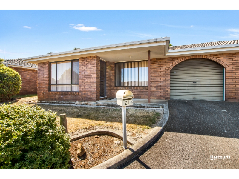 21/1 Atkins Drive, ROMAINE House for rent Listed by Amy Rawston of